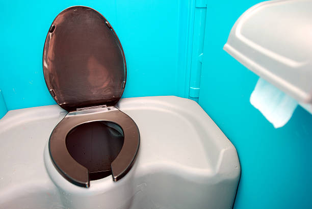 Best Portable toilet rental cost  in Kensington, CT